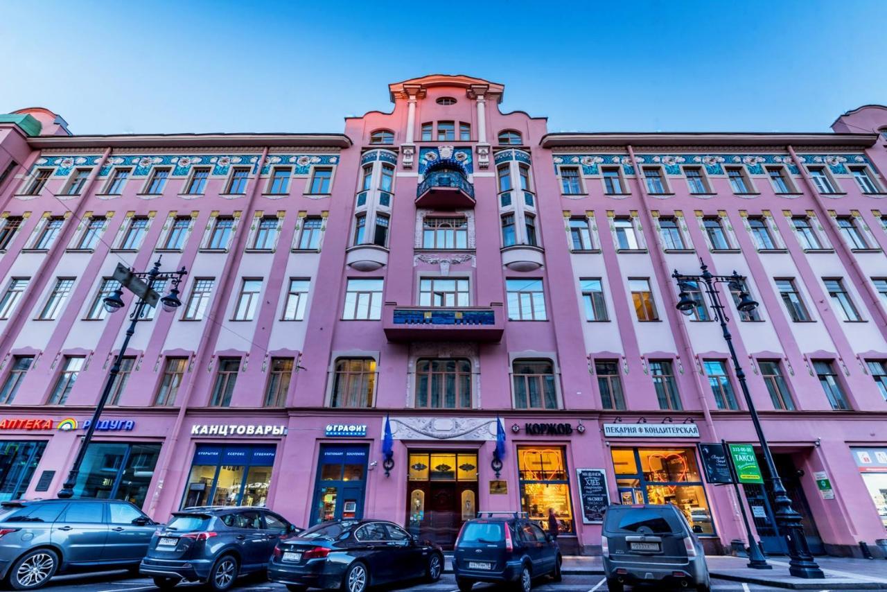 ホテル Akyan St.Petersburg サンクトペテルブルク エクステリア 写真